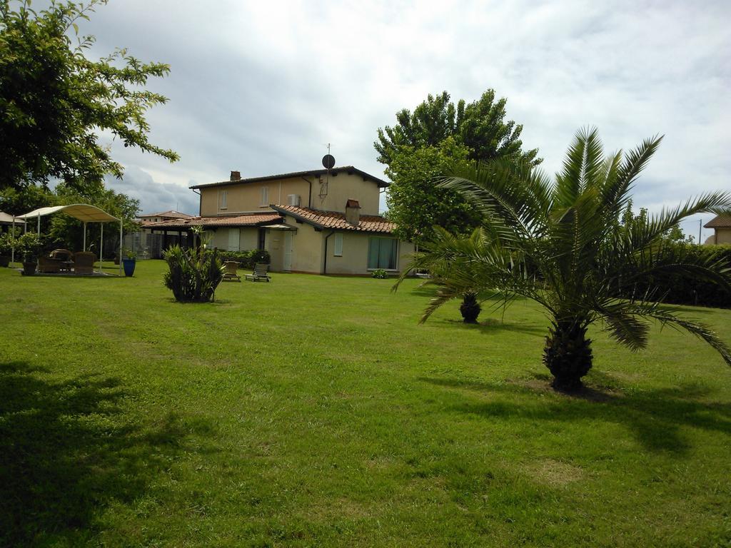 La Locanda Di Filo Bed & Breakfast Lido di Camaiore Room photo